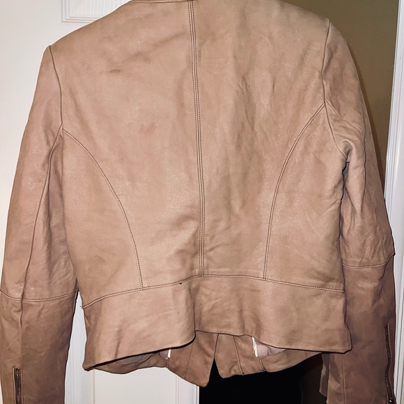 White House Black Market Tan Leather Jacket - Picture 5 of 8